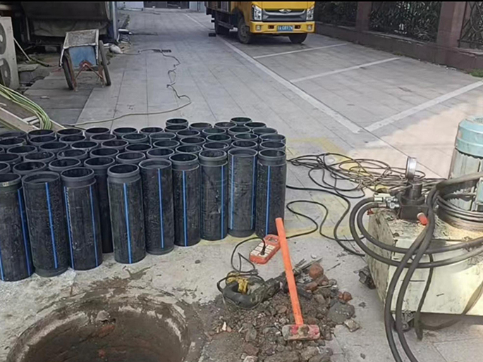 文安PE置换管厂家 DN315置换管 非开挖管短管置换